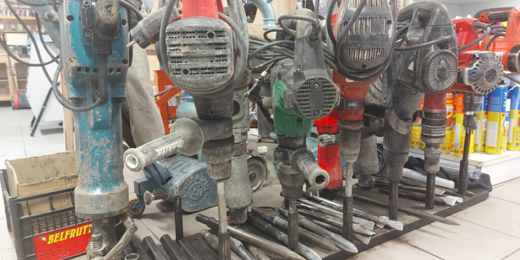 49863899716071954768937366986087923158150140n